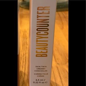 Beautycounter concealer, medium